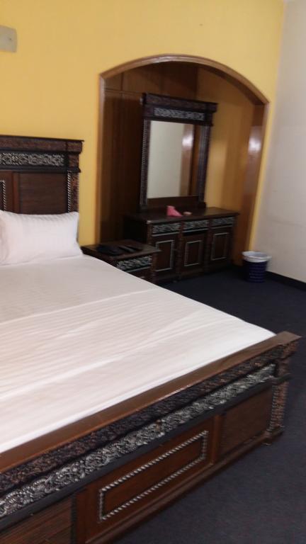 Grace View Guest House 라호르 외부 사진